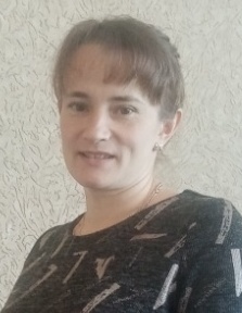 Калашникова  Юлия Андреена.